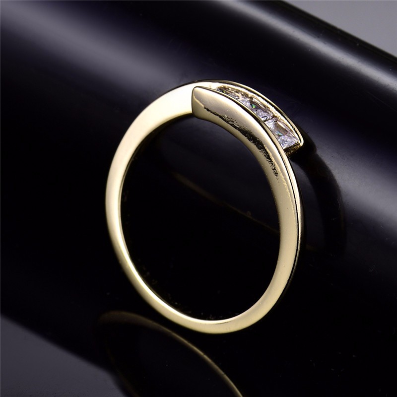 Ring med Cubic Zirconia och i 18K Roséguldplätering - 6