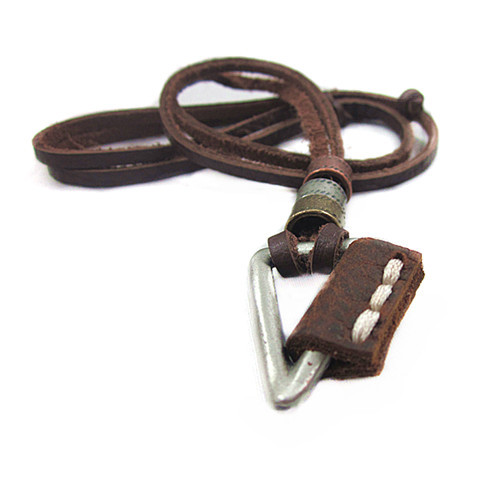 Halsband "Triangle" med läderrem - 2
