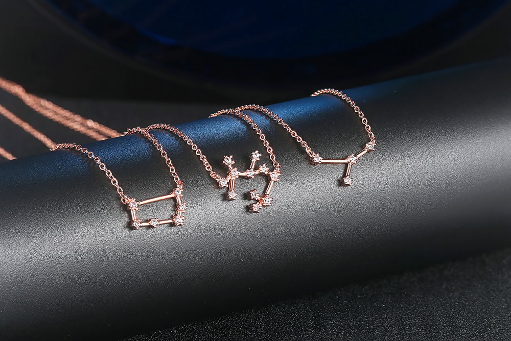 Halsband "Constellation" med Ditt Stjärntecken i Cubic Zirconia och 18K Roséguldplätering - 5