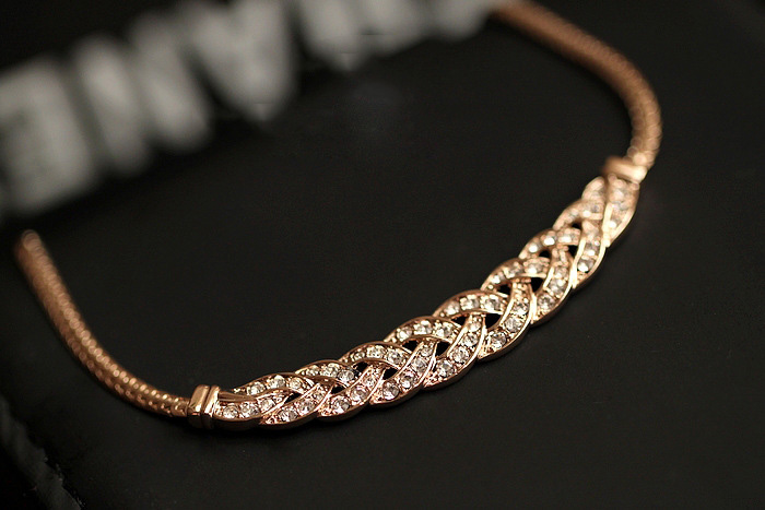 Halsband med många små stenar i Cubic Zirconia och i 18 K Guldplätering - 5