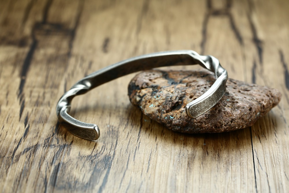 Armband "Be your own hero" i rostfritt stål och antik Silverplätering - 3