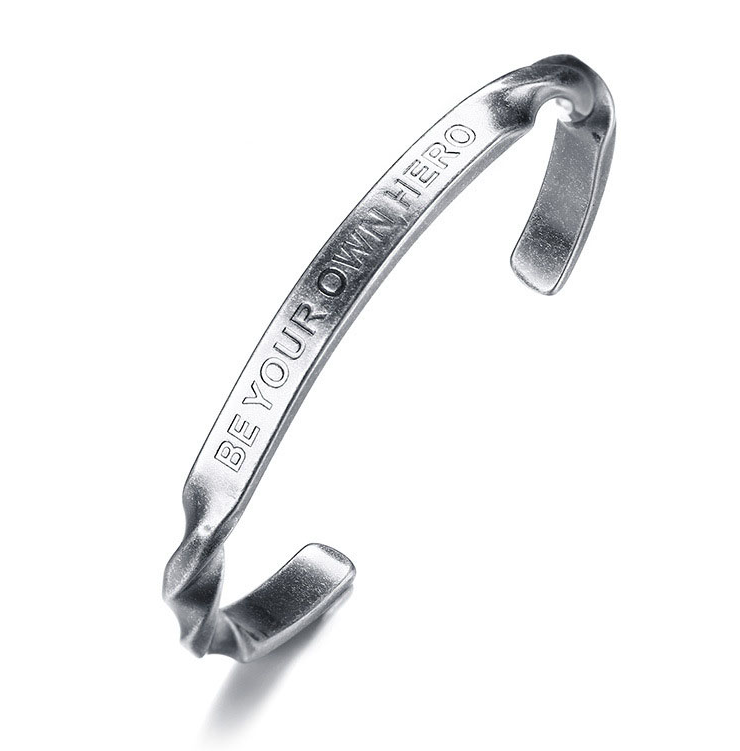 Armband "Be your own hero" i rostfritt stål och antik Silverplätering
