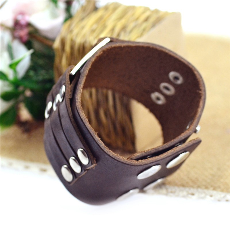 Läderarmband med metalldetaljer - 4
