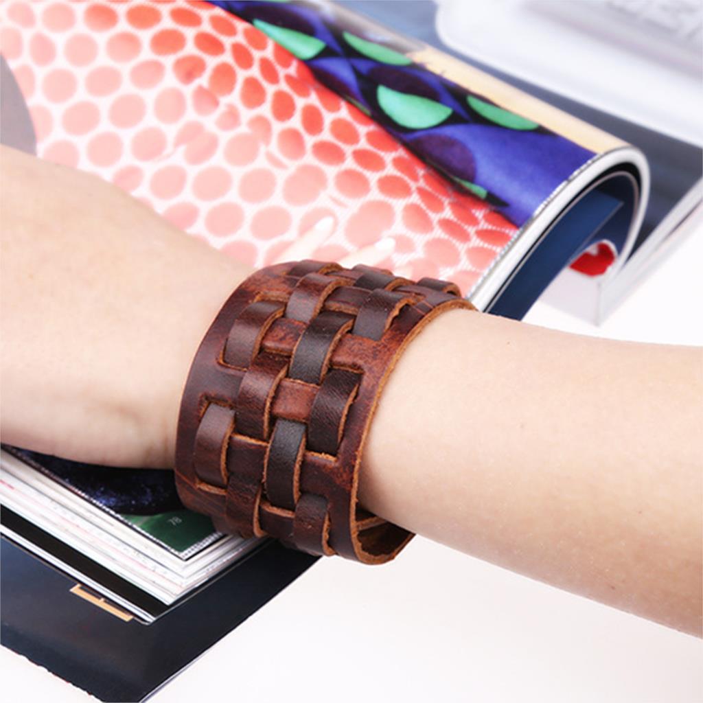 Läderarmband med metalldetaljer - 2