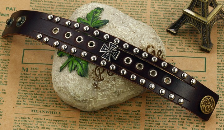 Läderarmband - 2