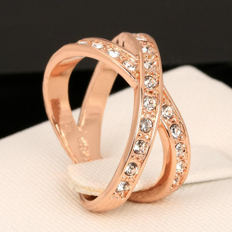 Ring med små Cubic Zirconia i 18K Roséguldplätering - 2