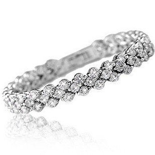 Armband "Treklöver" med stenar av Cubic Zirconia och i 925 Sterling Silverplätering