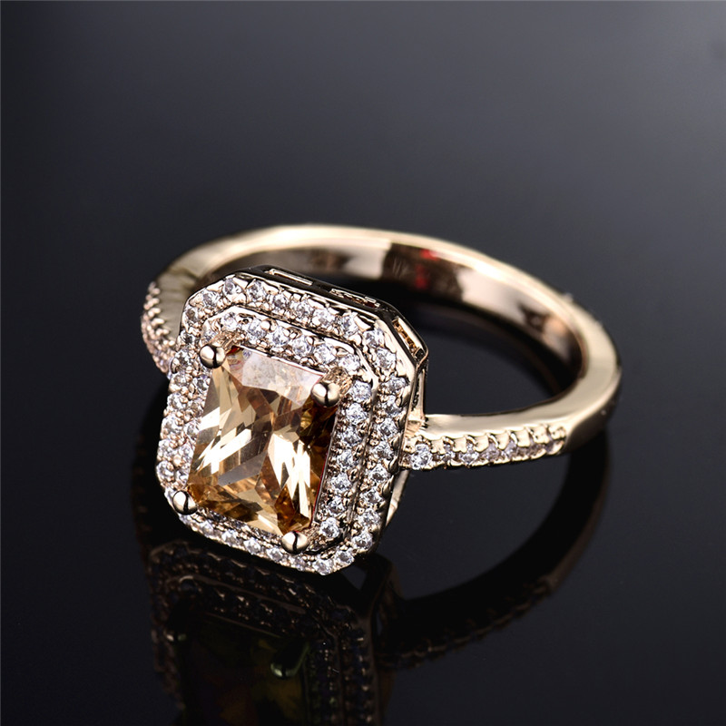 Ring "Princess Cut" med många små  vita och en stor orange Cubic Zirconia samt i 18K Guldplätering - 3