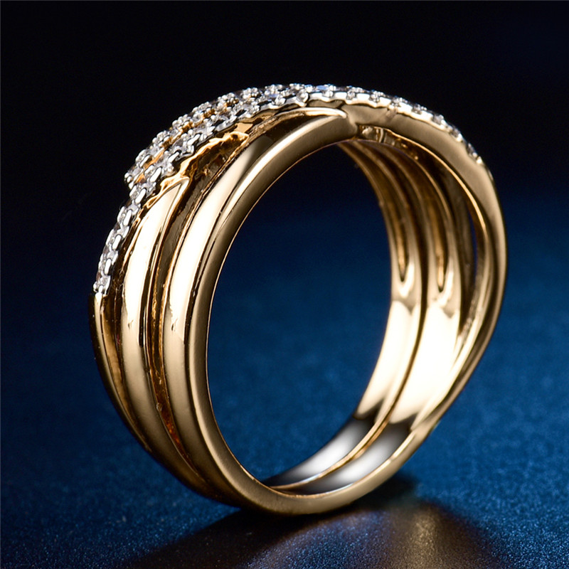 Ring i 18K Guldplätering med korsande rader av många små  Cubic Zirconia - 5