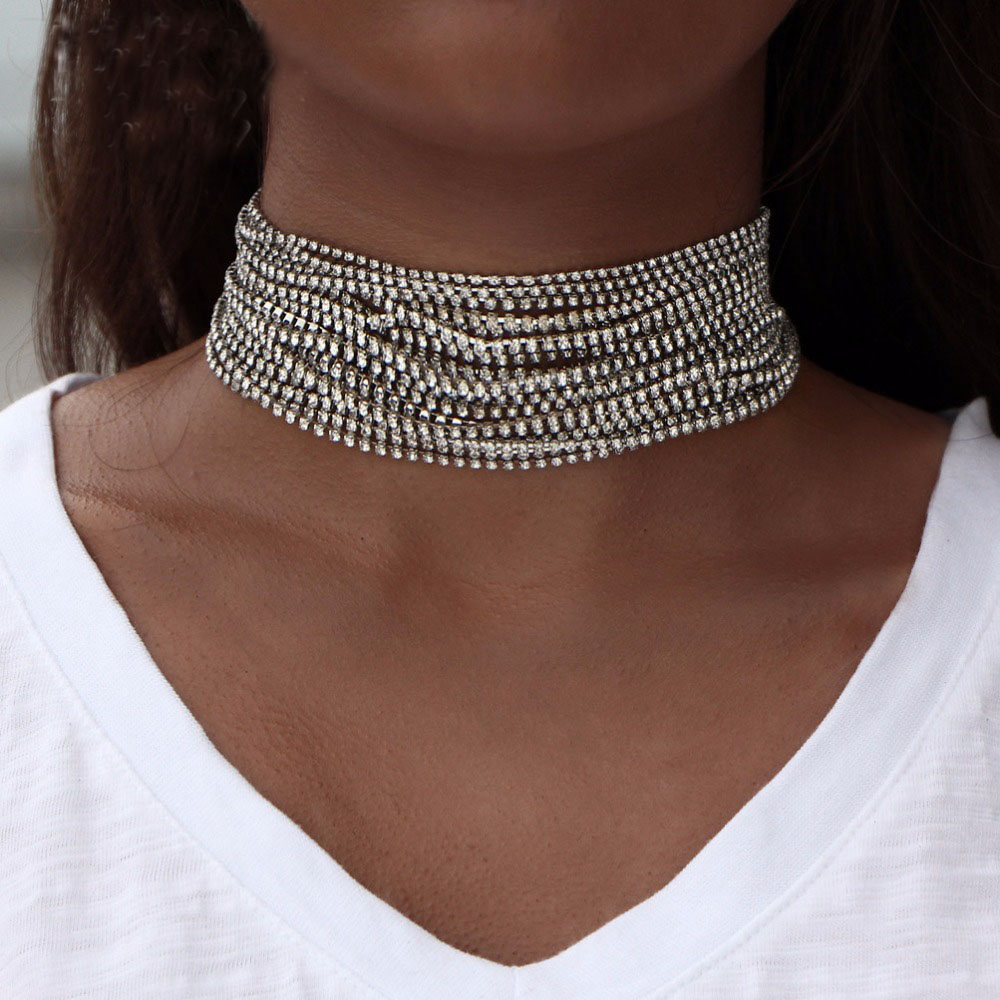 Choker "Silver Layers" med rader av Rhinestonekristaller och i 925 Sterling Silverplätering