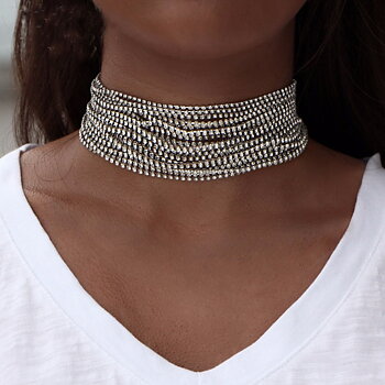 Choker "Silver Layers" med rader av Rhinestonekristaller och i 925 Sterling Silverplätering