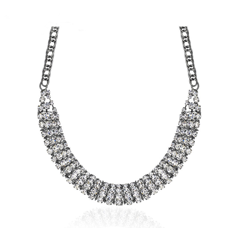 Choker "Black & White" med rader av Rhinestonekristaller med svart plätering