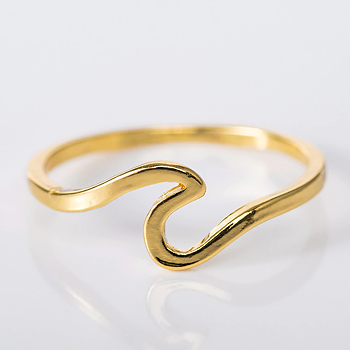 Ring  "Wave"  i 18K Guldplätering