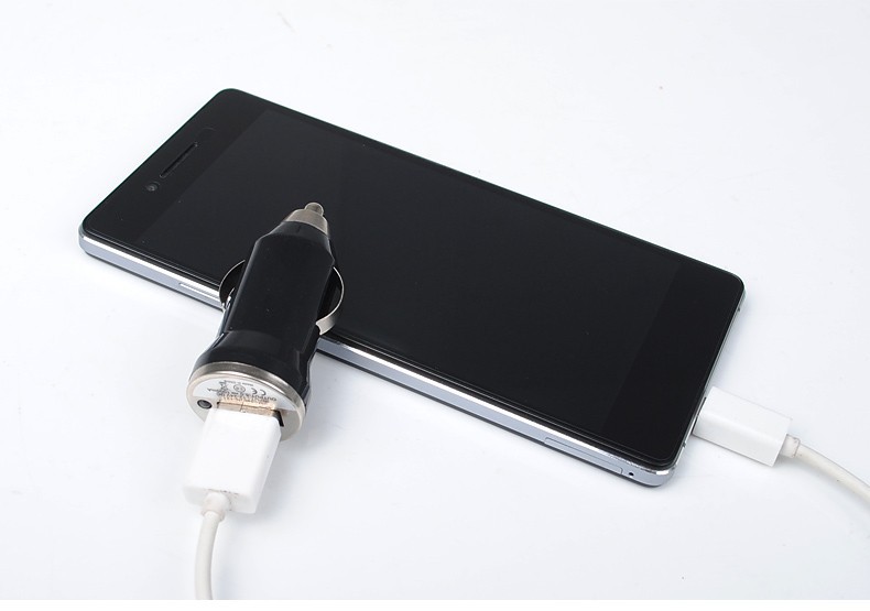 USB-laddare för cigarettuttaget i bilen -Finns i många färger! - 8