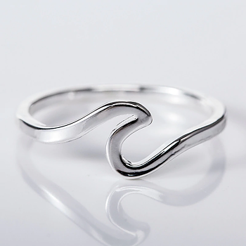 Ring  "Wave"  i 925 Sterling Silverplätering