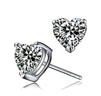 Örhängen "Crystal Hearts"  med Cubic Zirconia samt platinumplätering