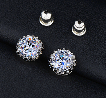 Örhängen med Cubic Zirconia samt i platinumplätering 9mm - 6