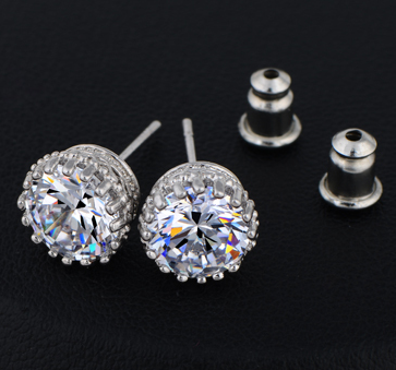 Örhängen med Cubic Zirconia samt i platinumplätering 9mm - 5