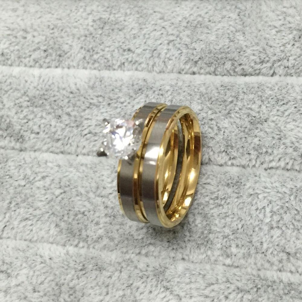 Parringar i Rostfritt stål och med  Titanium - och 18K Guldplätering - 5