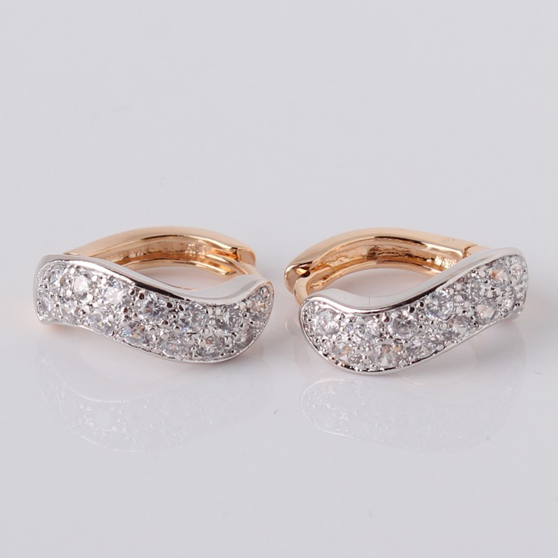 Örhängen med Cubic Zirconia och i 18 K Guldplätering - 4