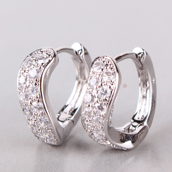 Örhängen med Cubic Zirconia och i 18 K Vit Guldplätering - 2