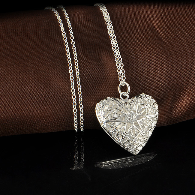 Medaljong i 925 Sterling Silverplätering -att förvara t.ex. bild innuti - 3