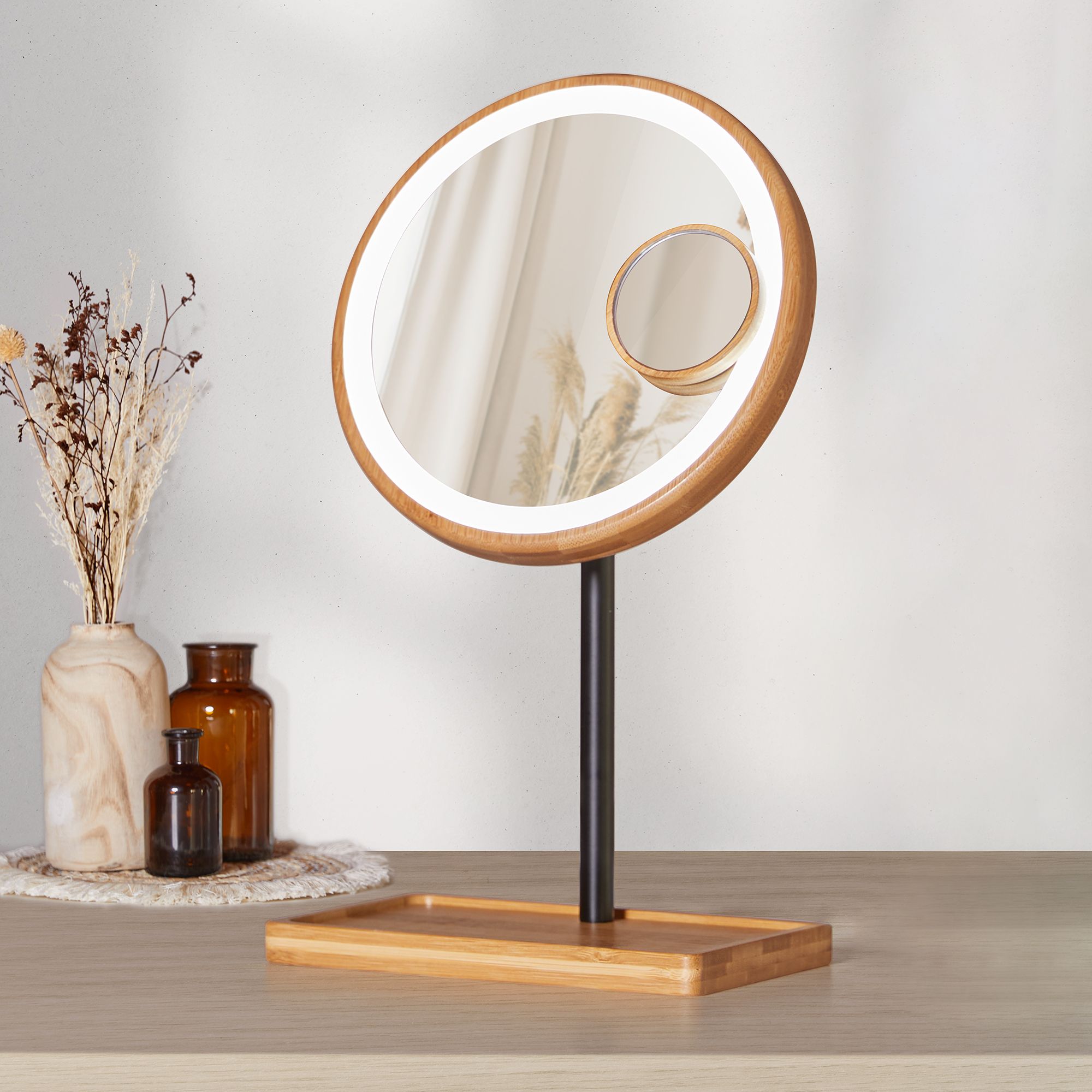 Lanaform Bamboo Mirror – Laddningsbar sminkspegel med LED-belysning och bambudetaljer - 4
