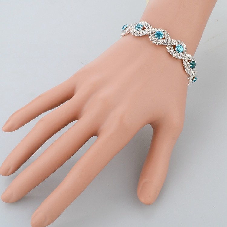Armband med Cubic Zirconia och Austrian Crystals samt i 925 Sterling Silverplätering -Blå stenar - 4
