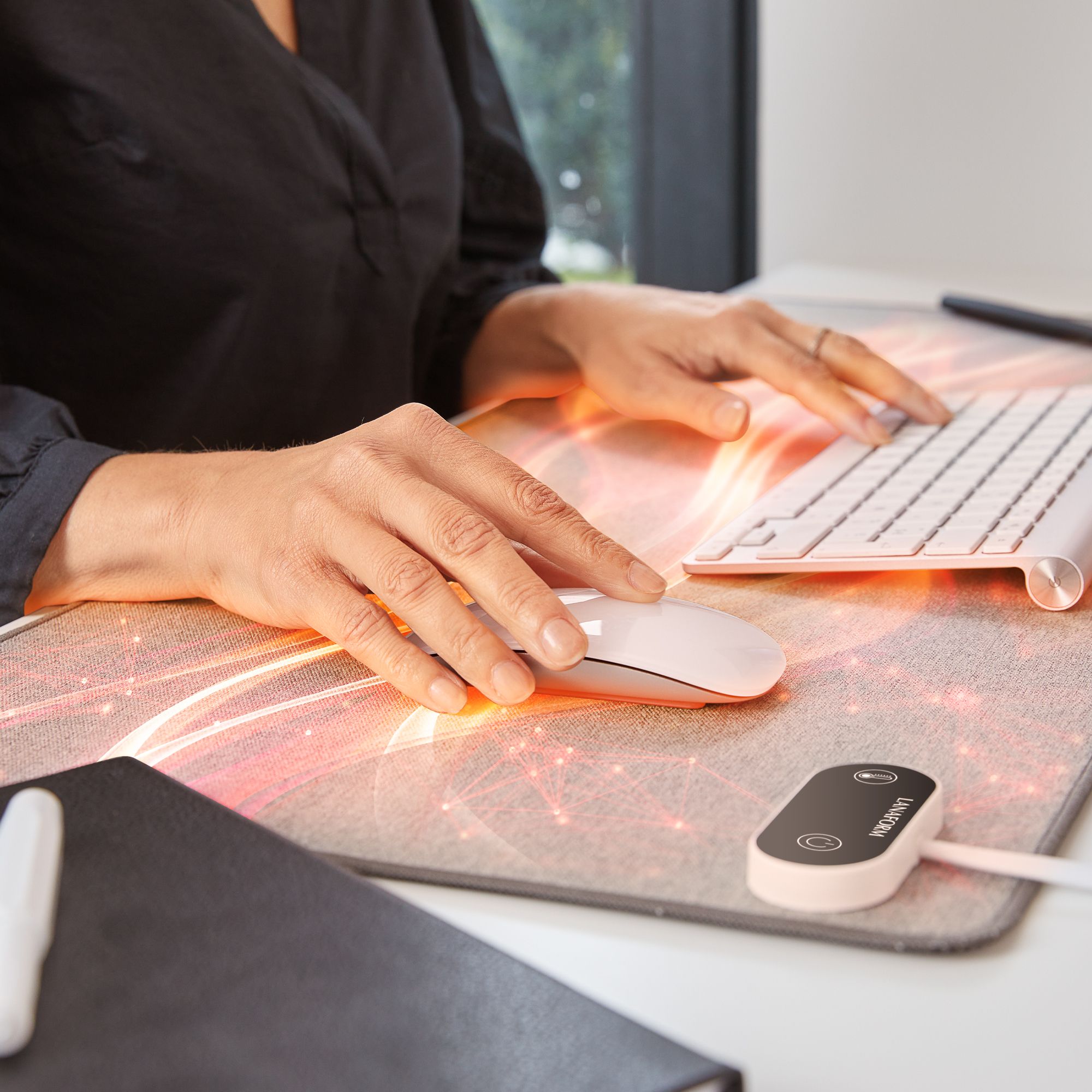 Lanaform Heating Desk Pad – Elektrisk musmatta & värmematta för händer och skrivbord - 2