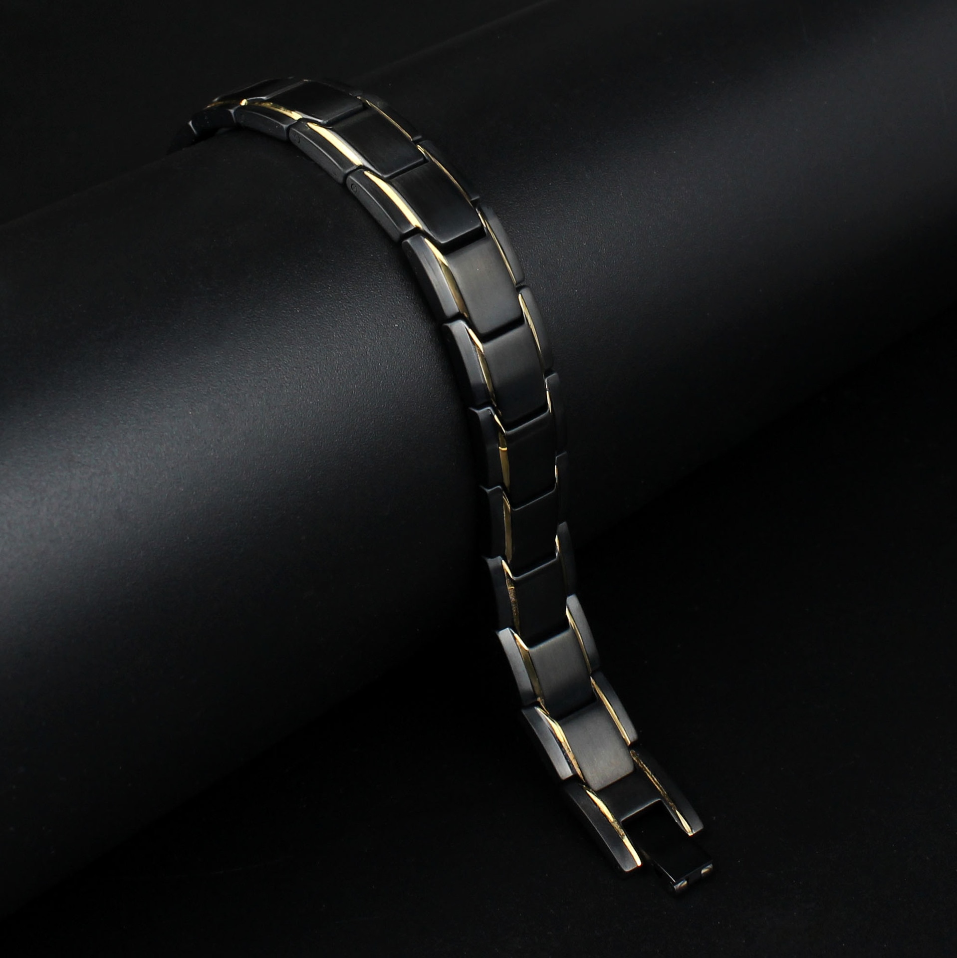 Magnetarmband i rostfritt stål  -Svart/Guld - 3