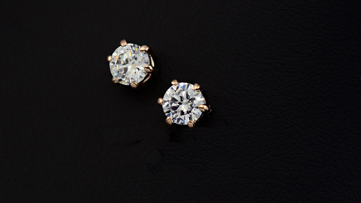 Örhängen med stenar i Cubic Zirconia och 18 K Guldplätering - 6