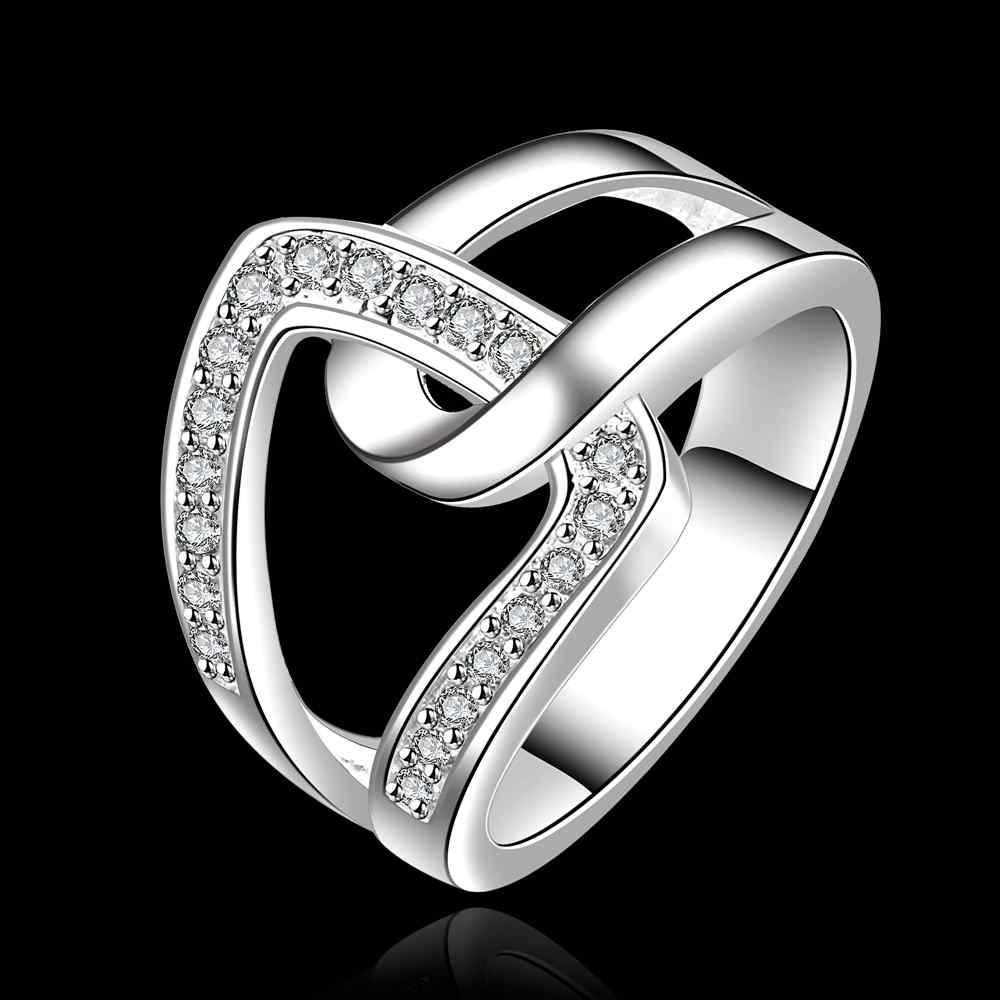 Ring med bl.a en kristallrand samt  i 925 Sterling Silverplätering - 2