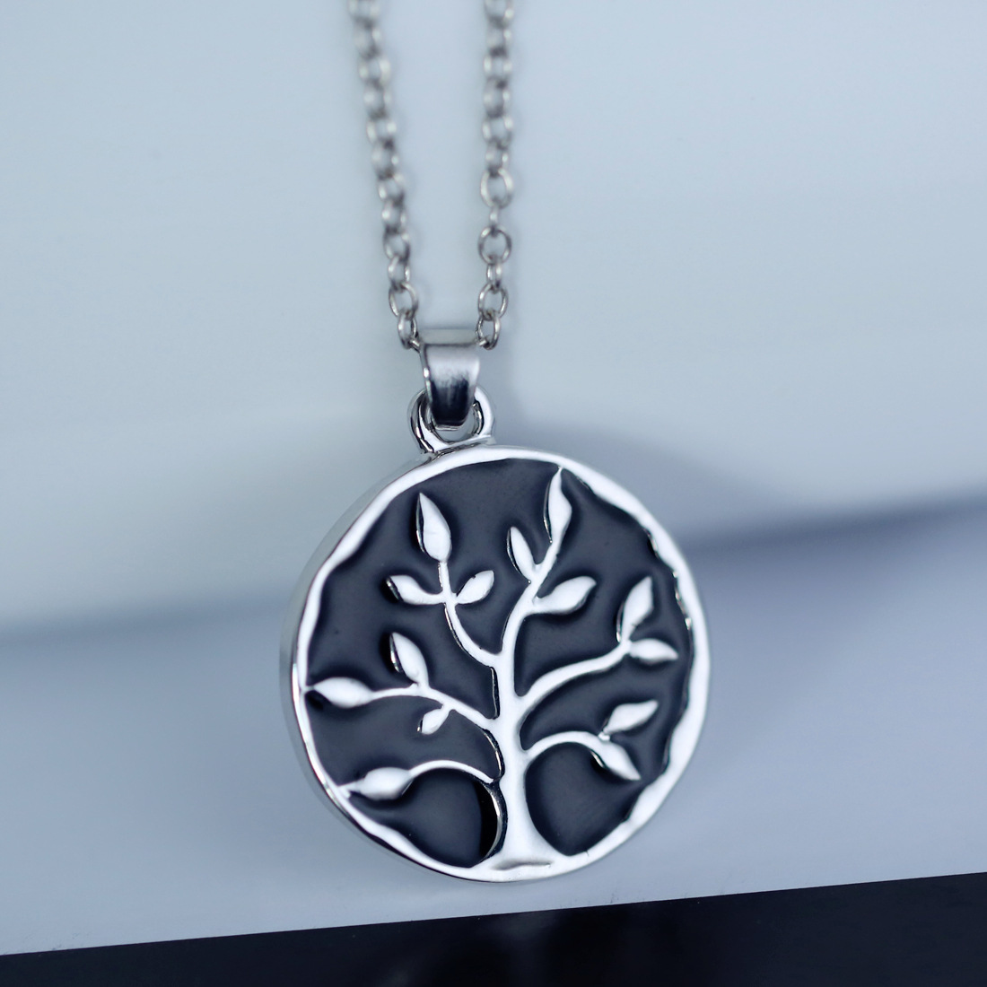 Halsband "Lifes tree" -Silverfärgad - 3