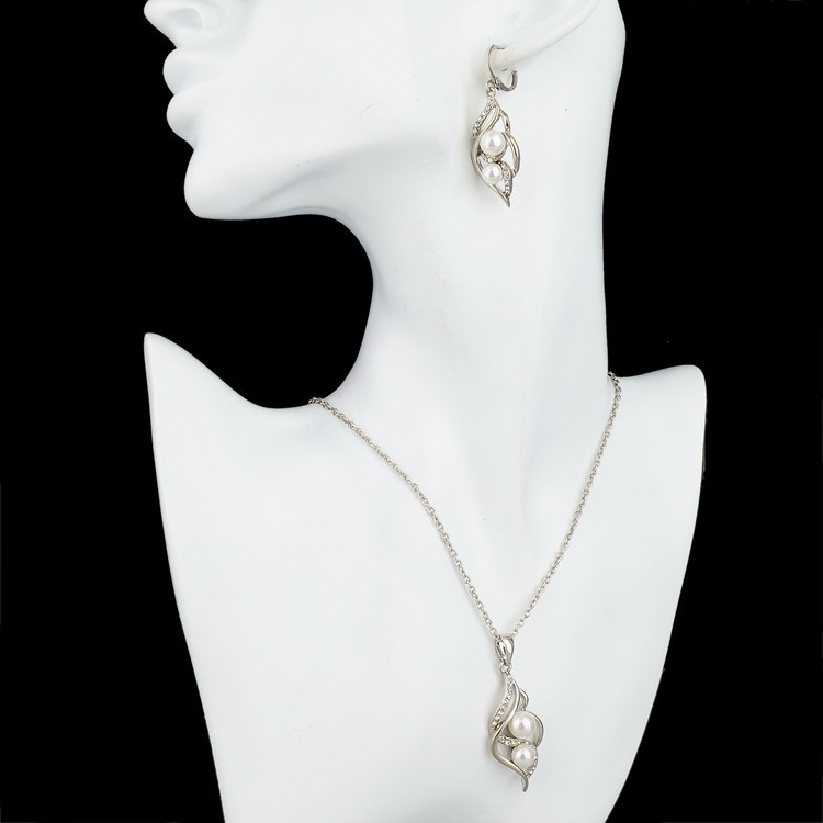 Smyckeset med Austrian Crystals och Simulated Pearls - 925 Sterling Silverplätering och vita Pärlor - 2