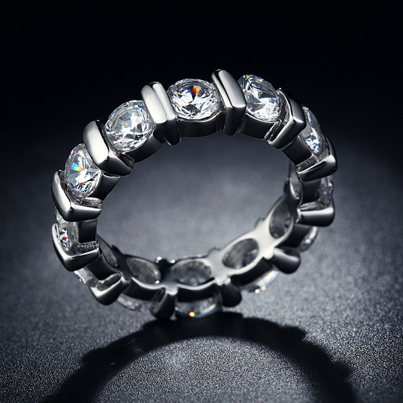 Ring med små Cubic Zirconia i 18K Vit Guldplätering - 4