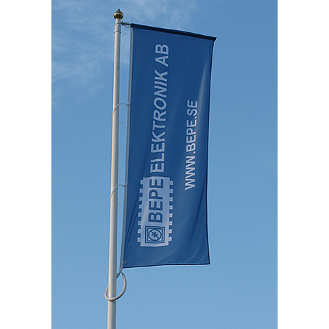 Flaggarm toppmonterad