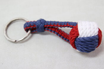 Nyckelring Apnäve 11 cm