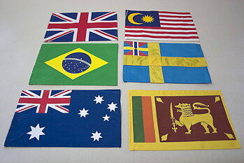 Bordsflagga Nationer 16x24 cm