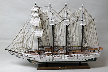 Juan Sebastián Elcano skepp 73x48 cm