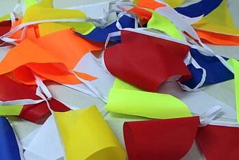 Pennant game Colors 19x27 cm