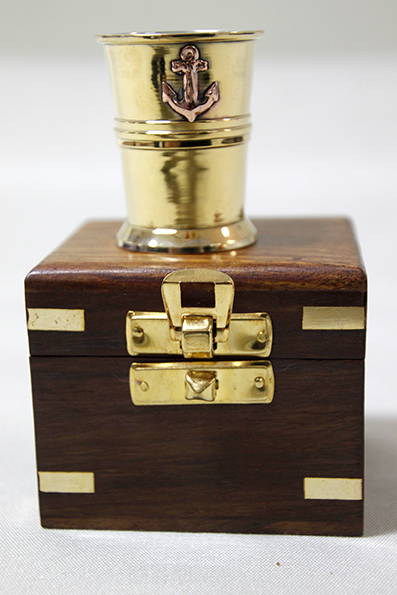 Glass Nubbe in Wooden 7x7x6 cm - 2