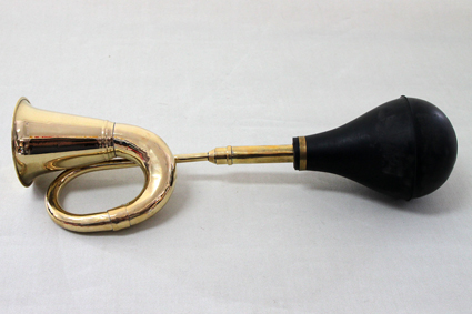 "Taxituta" bristles Brass 38 cm
