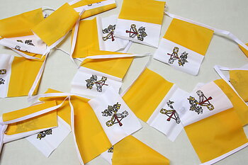 Vatican bunting 15x22 cm