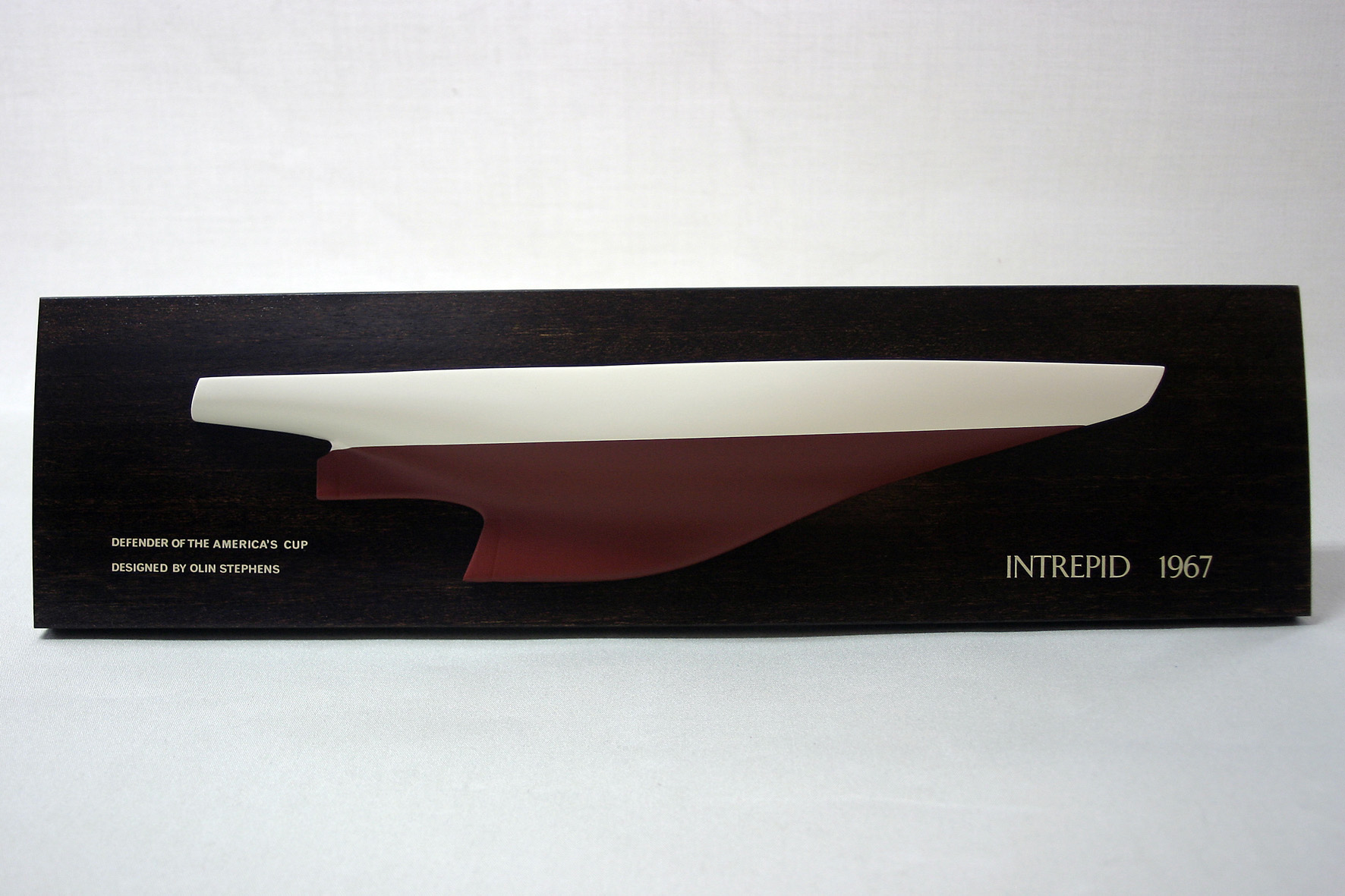 Half model Intrepid 53x14