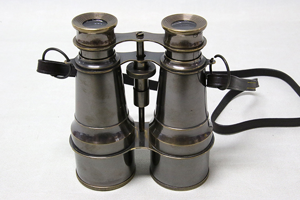 Binoculars Victorian 16x12x5 cm
