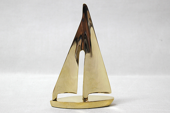 Segelbåt Mässing 15x9 cm