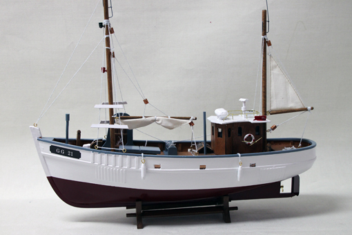 Fishing boat GG21 40x46 cm