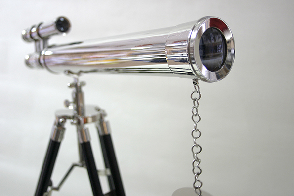 Binoculars & Telescopes