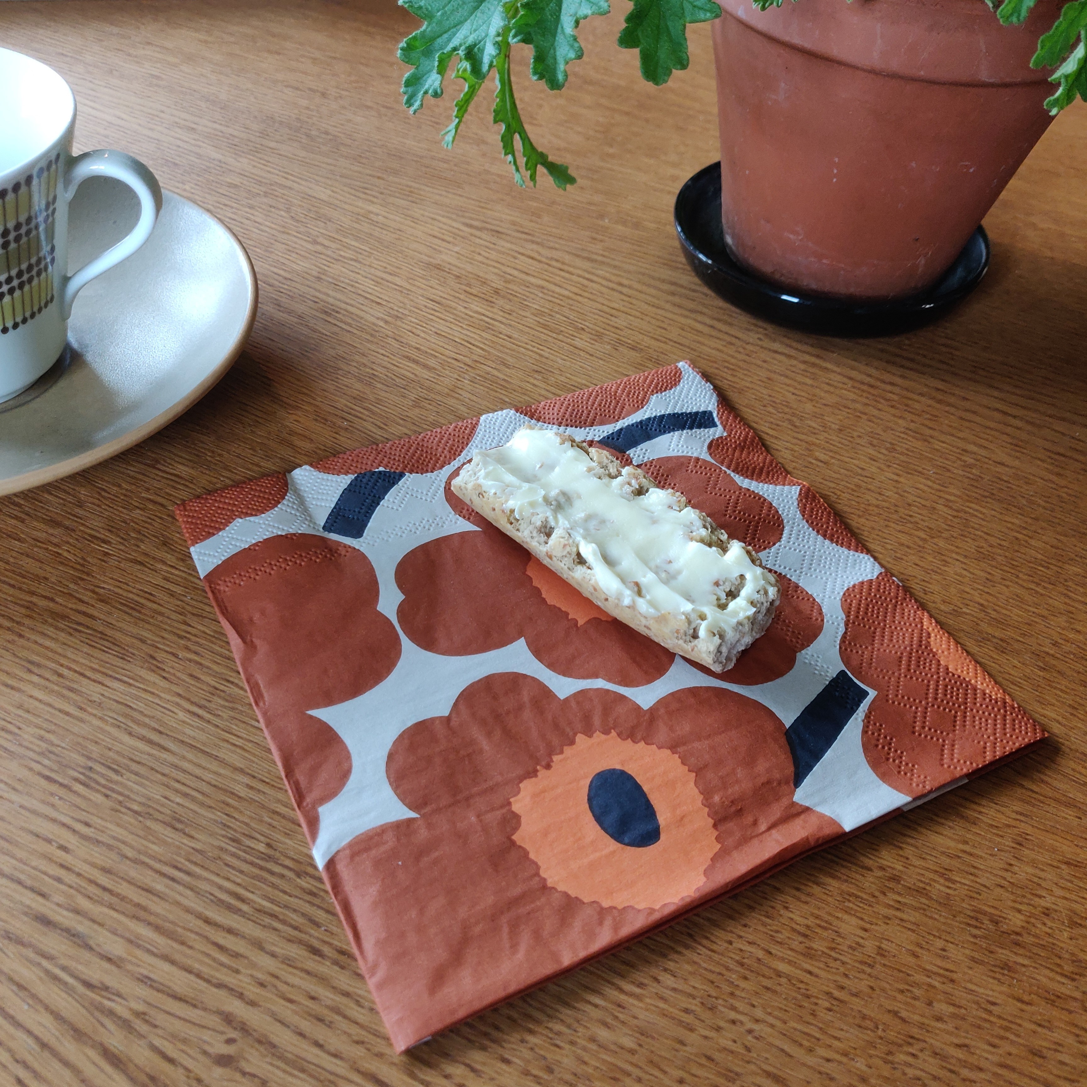 Unikko Terracotta servett från Marimekko 
