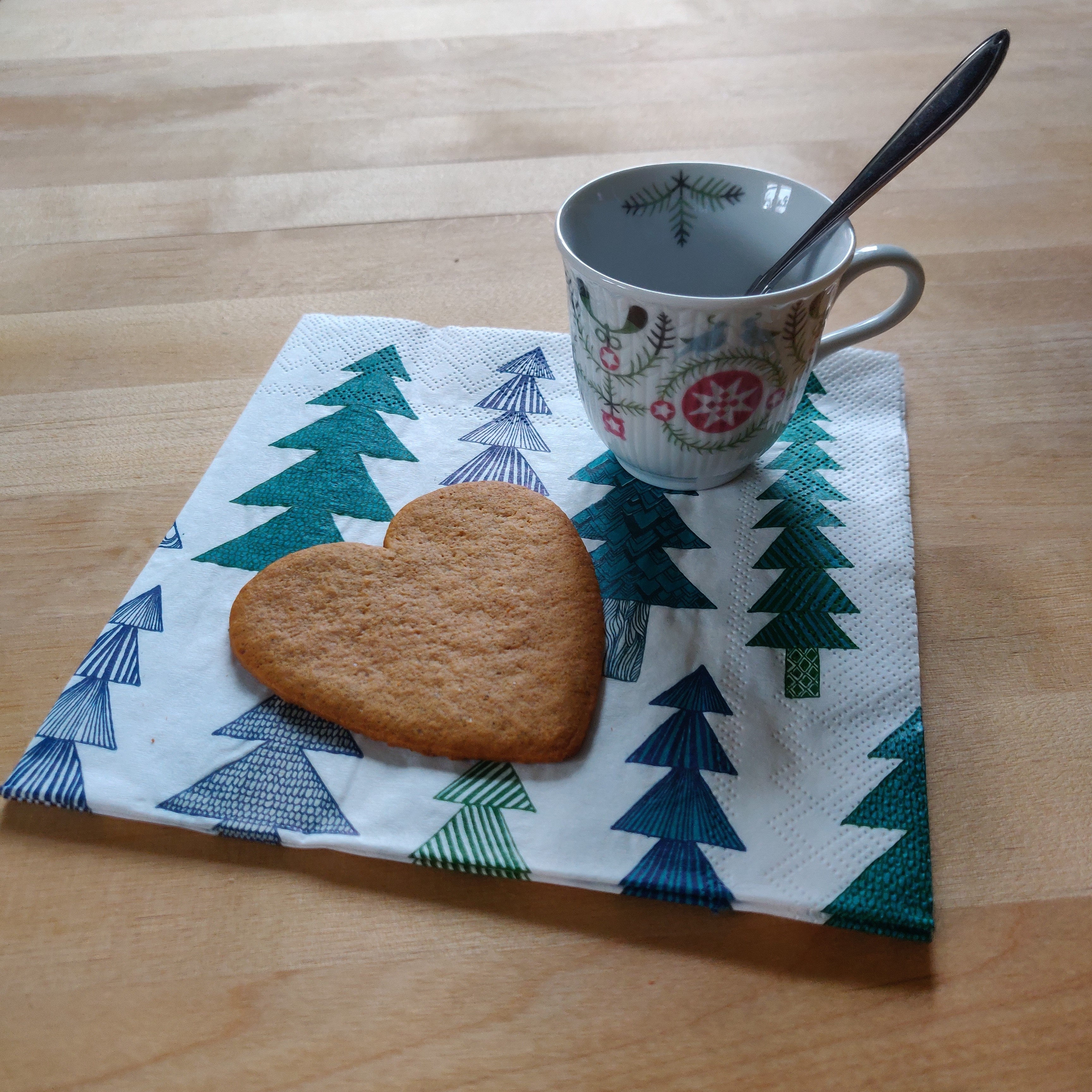 Kuusikossa grön servett från Marimekko 